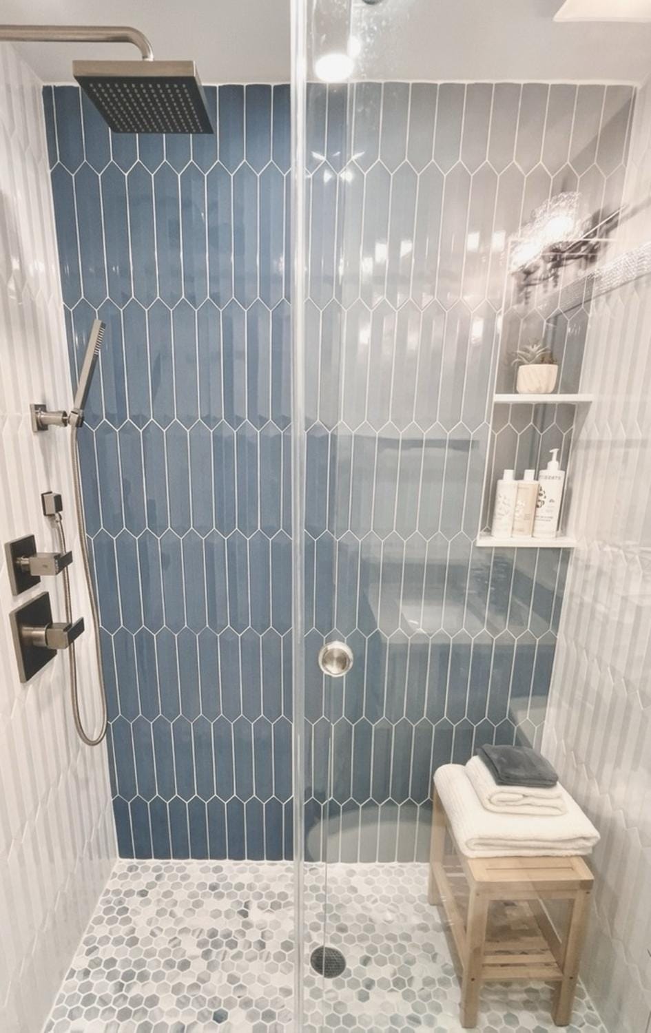 Shower, Bathroom, towels
