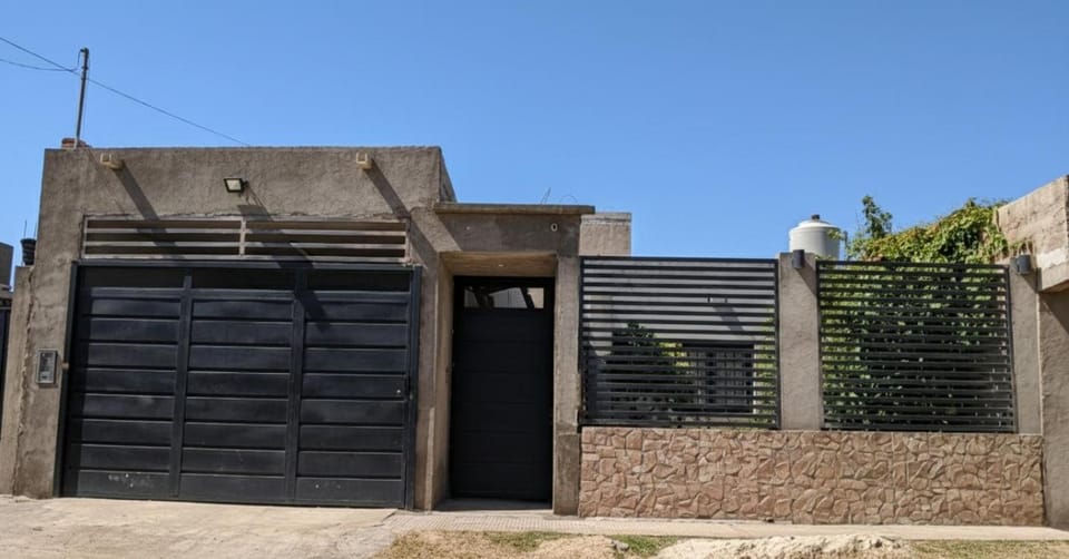 Casa con piscina La Rioja House in La Rioja