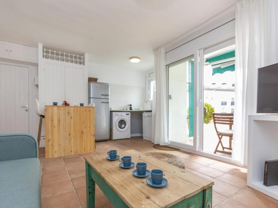 Apartamento Romántico en Tamariu, Terraza Privada, Playa a 150m, Wi-Fi Incluido - HISP-233-581 Apartment in Tamariu