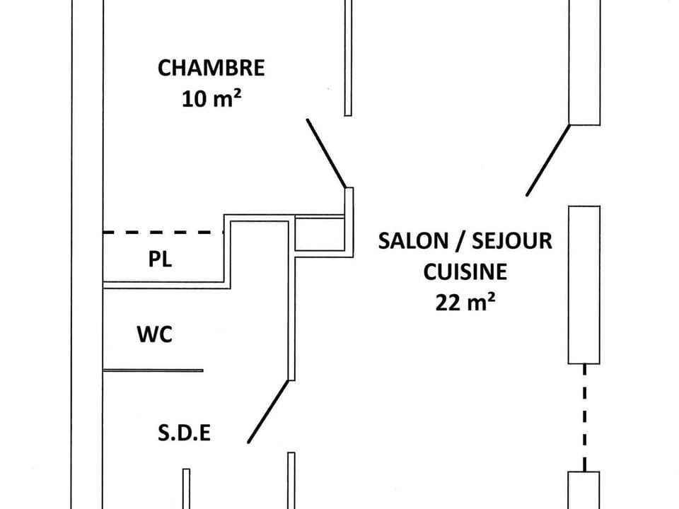Gîte au Calme avec Jardin et Parking Pratique - FR-1-306-1335 House in Pays de la Loire