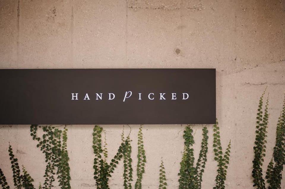 Facade/entrance, Property logo or sign