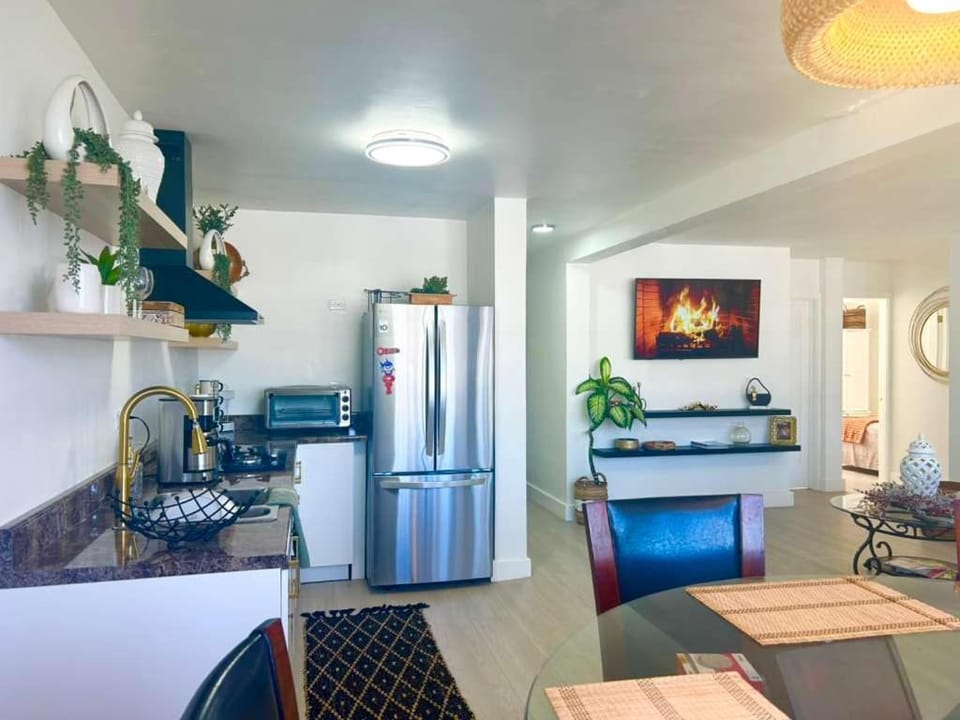 2 Bedrooms apartment Zona Rio recien remodelado Apartment in Tijuana