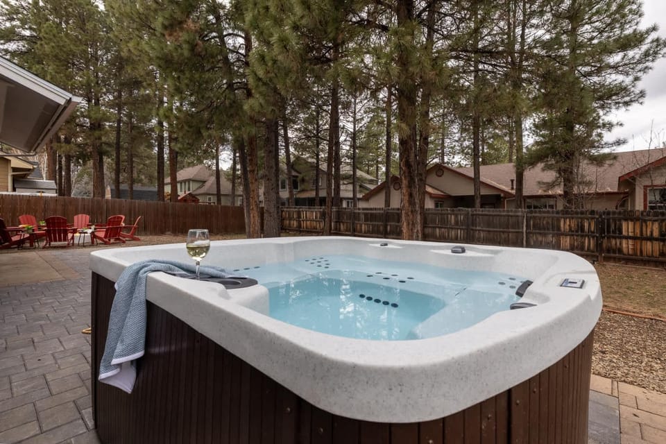Flagstaff Retreat with Hot Tub House in Flagstaff