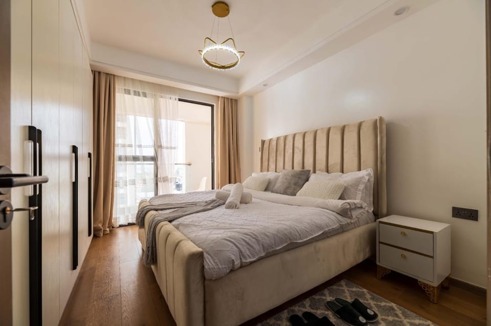 Executive living two bedroom apartment with fully equipped gym swimming pool children playing ground and amazing scenic city views Apartment in Nairobi