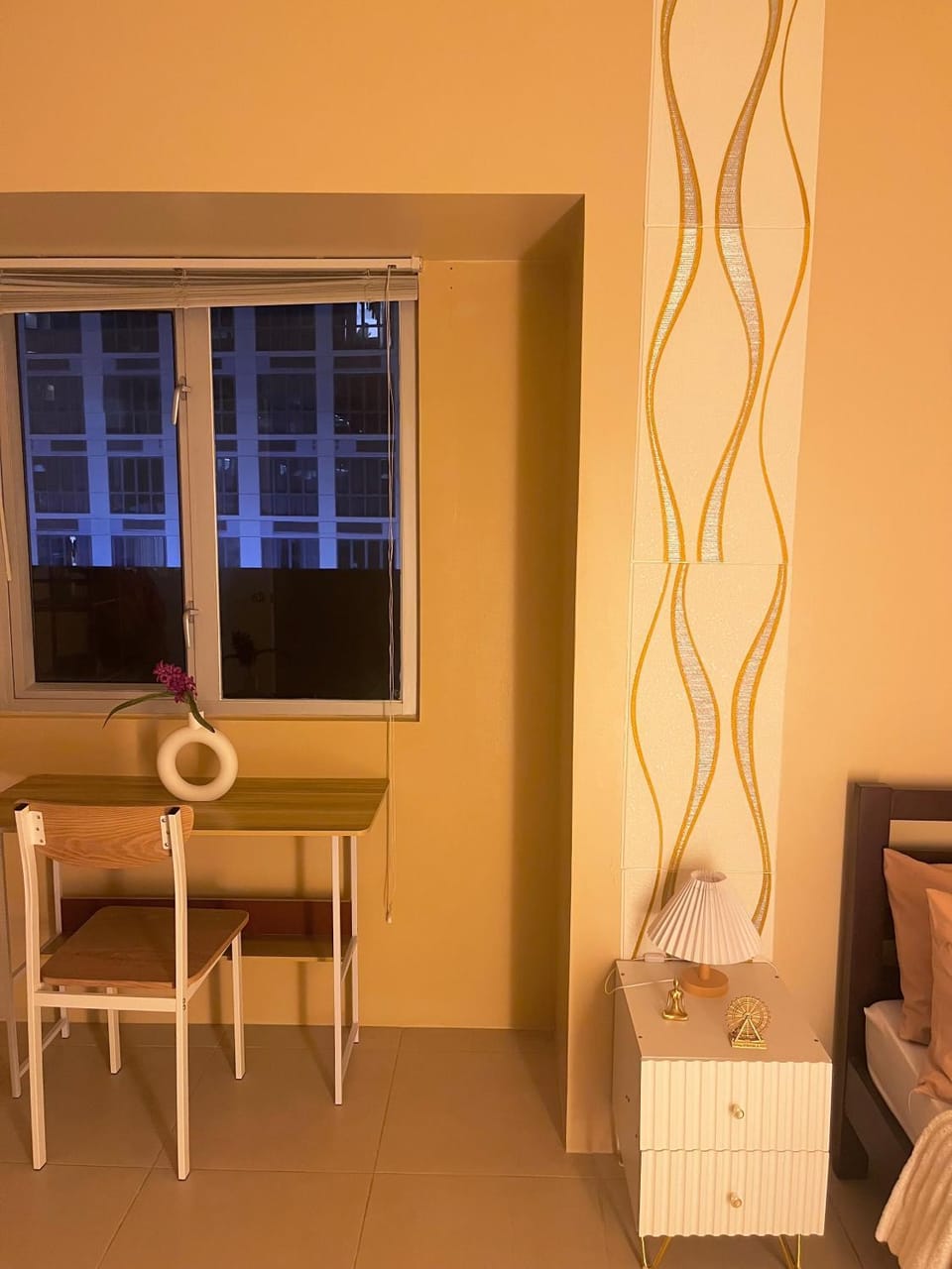 Family Room Inside IT Park Apartment in Lapu-Lapu City