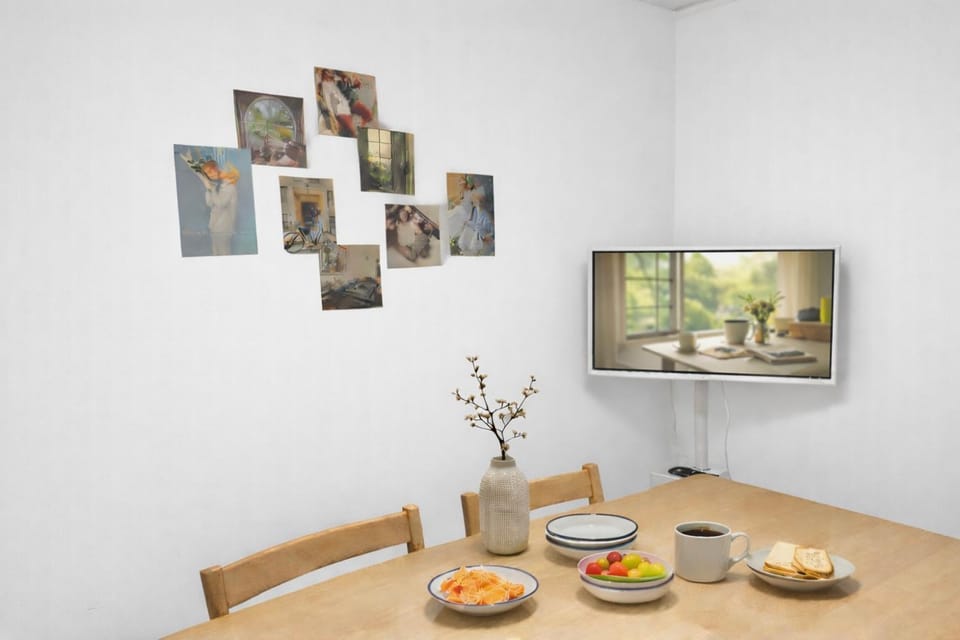 CREAM CHACHA STAY 5min Flat Walk to Hongdae Station 2BR 3Beds House in Seoul