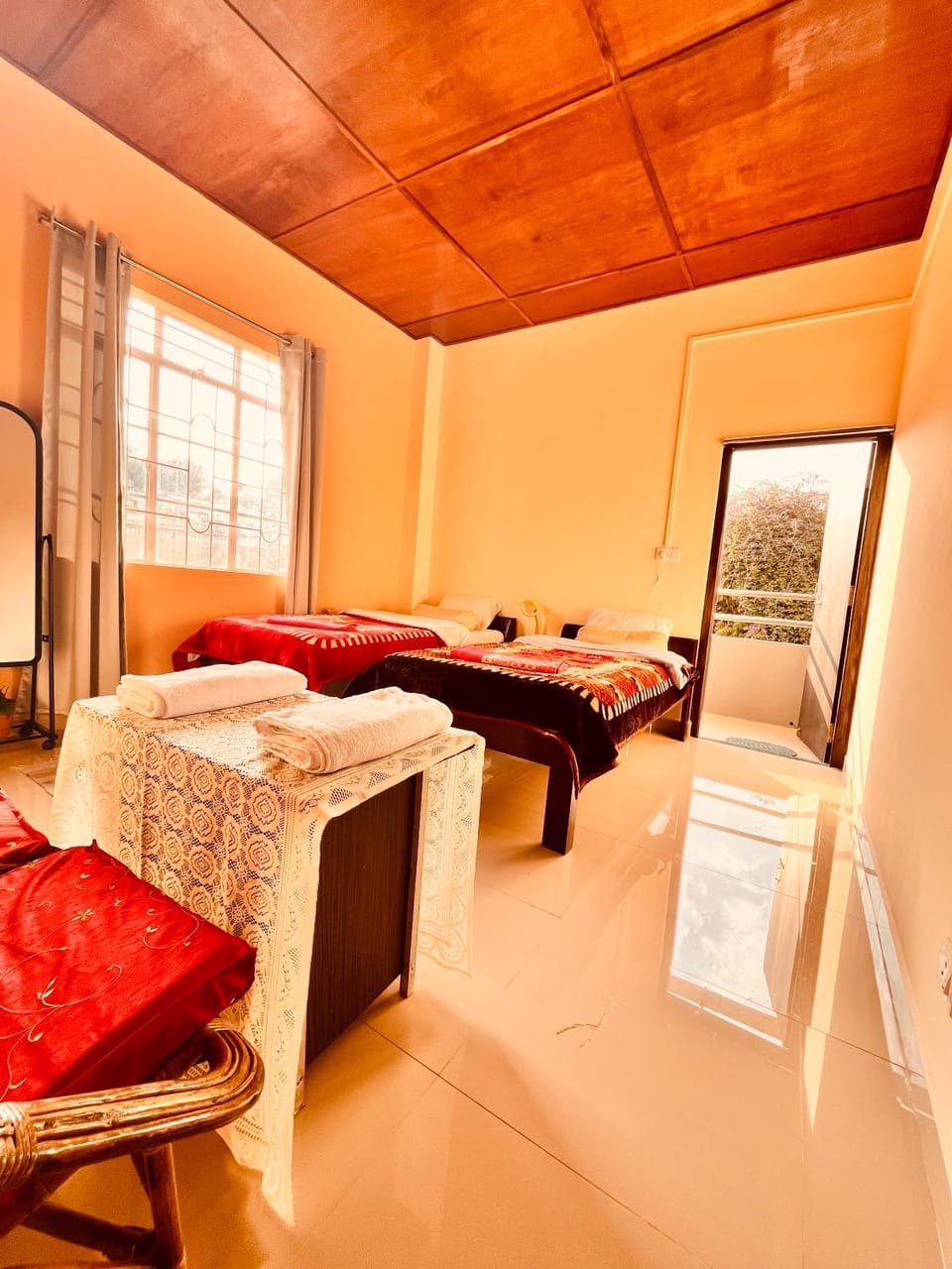Photo of the whole room, Bedroom