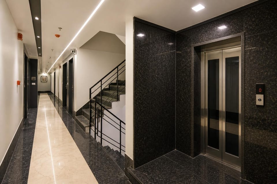 Property building, Lobby or reception, elevator