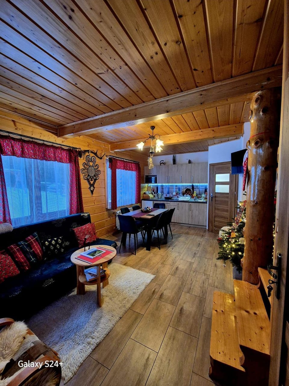 Domek pod Babią Górą Apartment in Lesser Poland Voivodeship