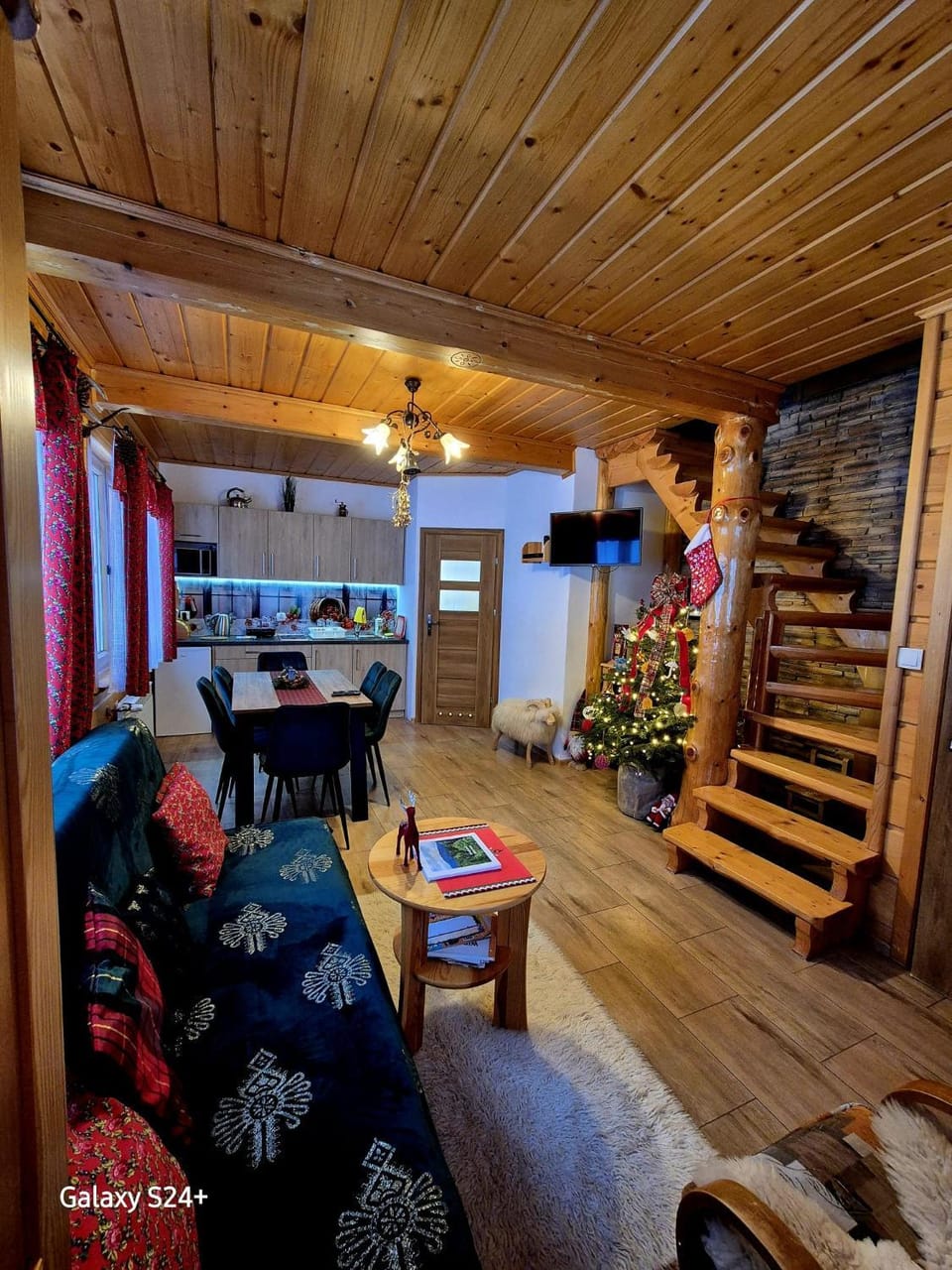 Domek pod Babią Górą Apartment in Lesser Poland Voivodeship