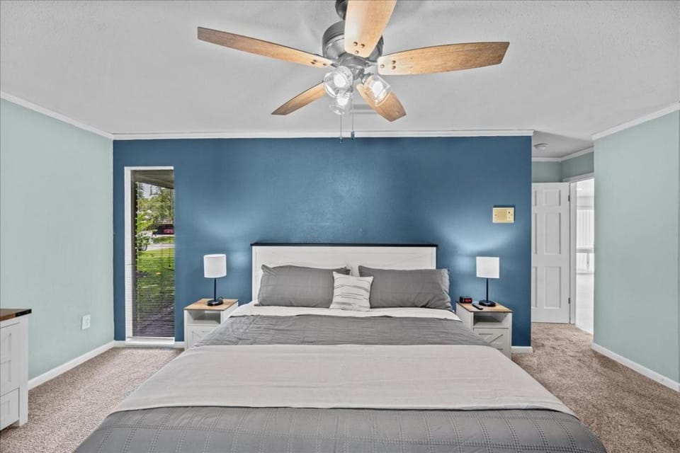 4BR Heated Pool Oasis Near Emerald Coast Beaches House in Fort Walton Beach