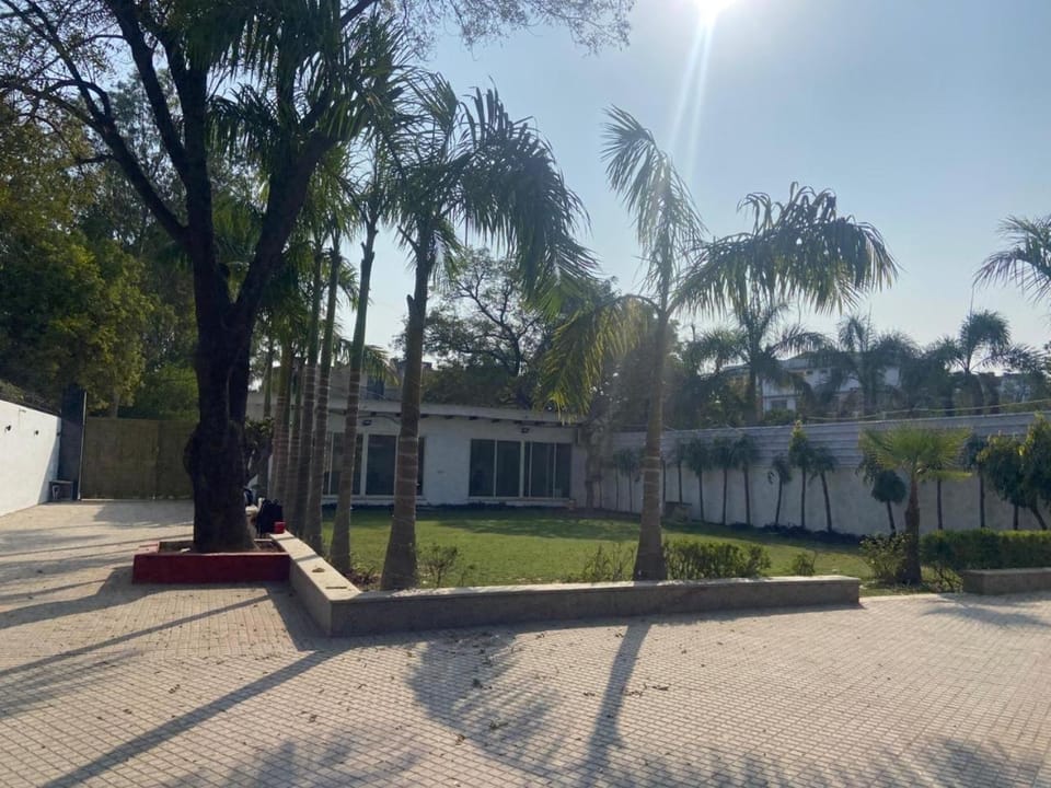 Mitron Farms Farm Stay in New Delhi