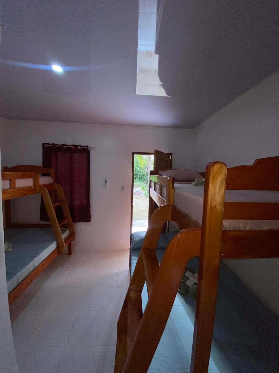 JEHH8 Guest House Bed and Breakfast in Siquijor