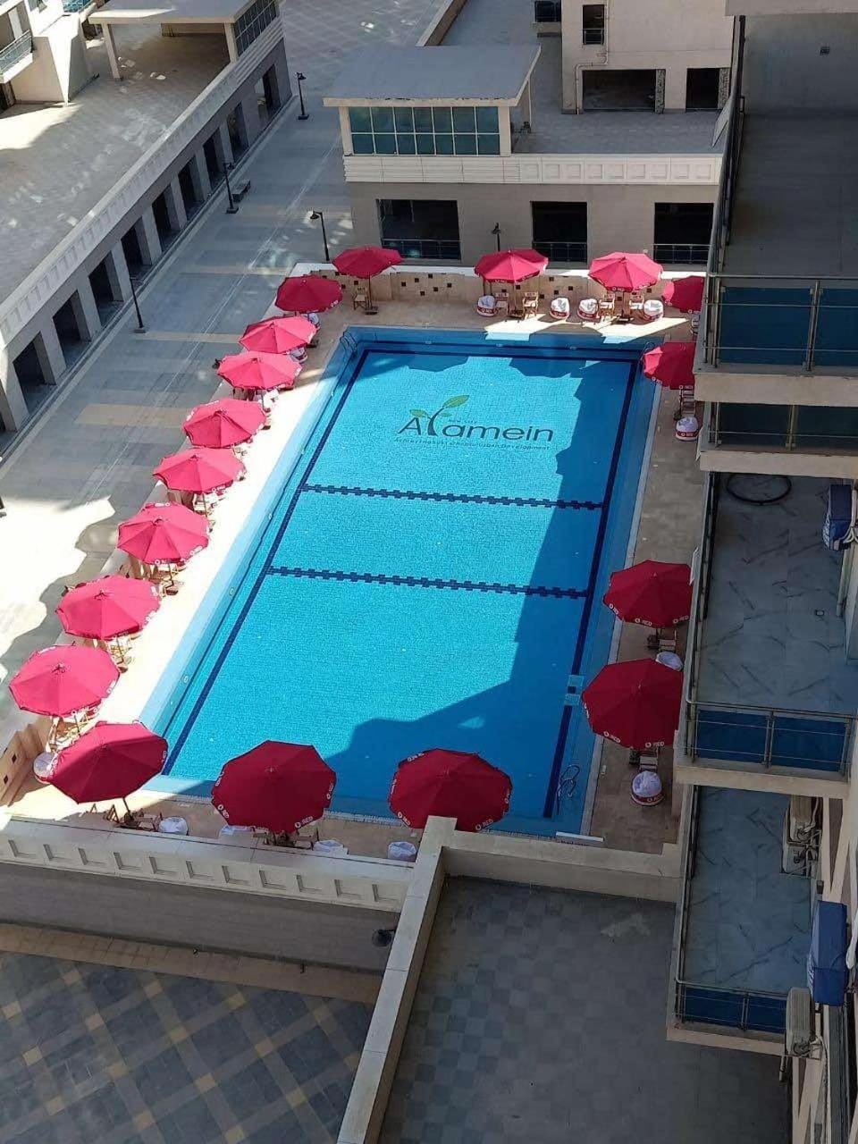 ابراج الداون تاون العلمين الجديده اطلاله البحر والبلااز بجوار فندق ريكسوس العلمين Apartment in Egypt