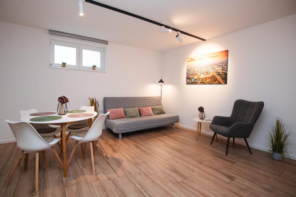H30 Cosy Paw Apartment in Hungary