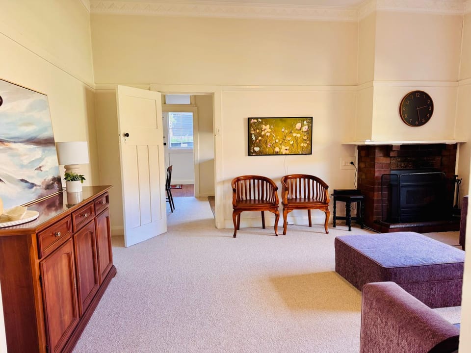 Historical Hundleby Cottage - Walk to Town House in Katoomba