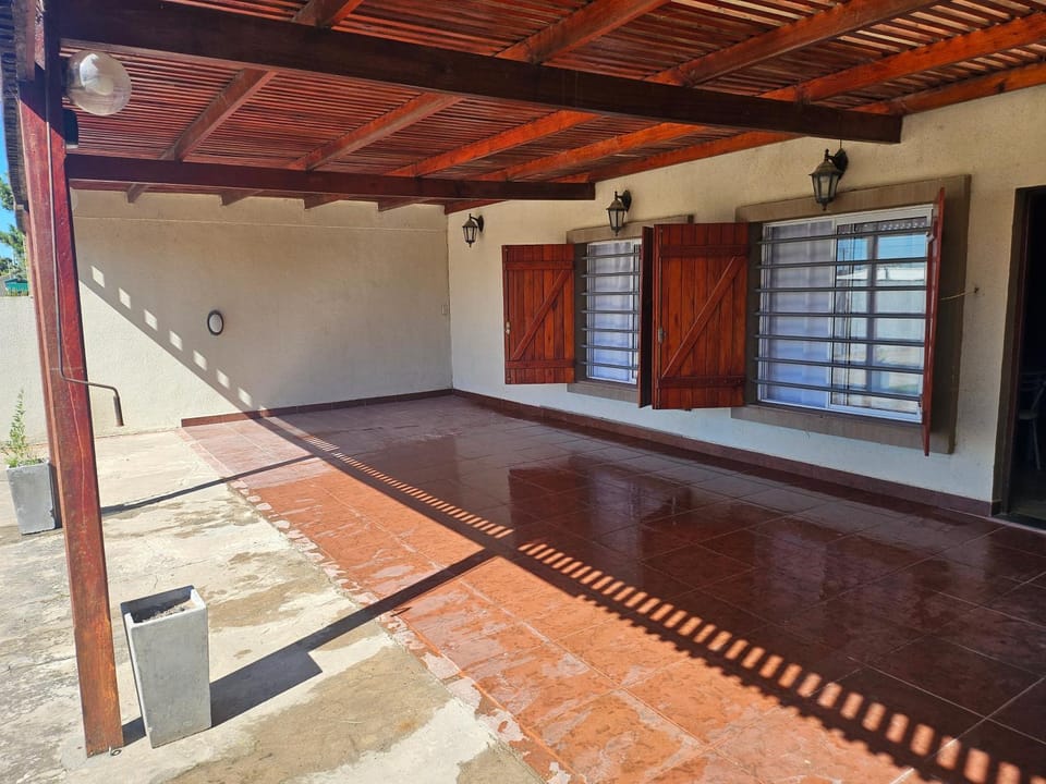 La Serrana ll House in Buenos Aires Province