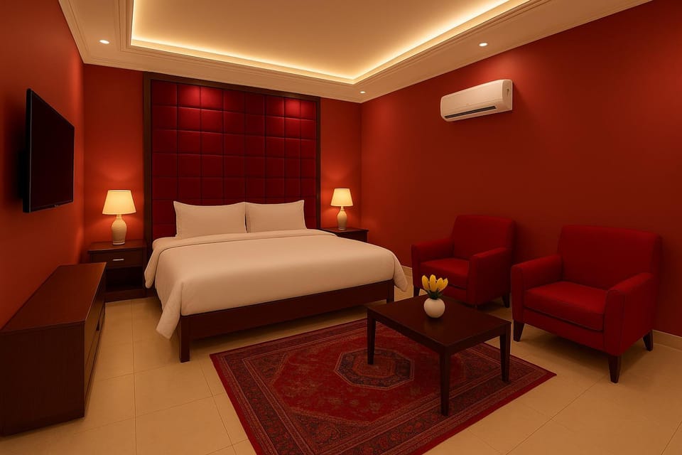 Bed, TV and multimedia, Living room, Photo of the whole room, Seating area, Bedroom, air conditioner