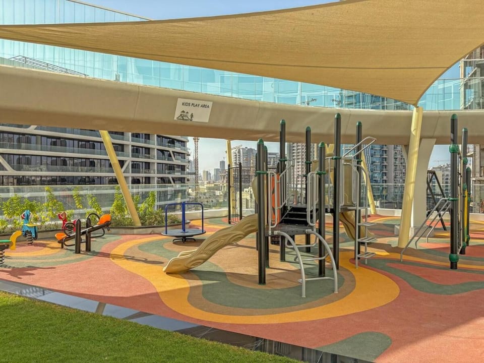 FIRST CLASS 1BR Miracle Garden View Skyz Arjan Apartment in Dubai