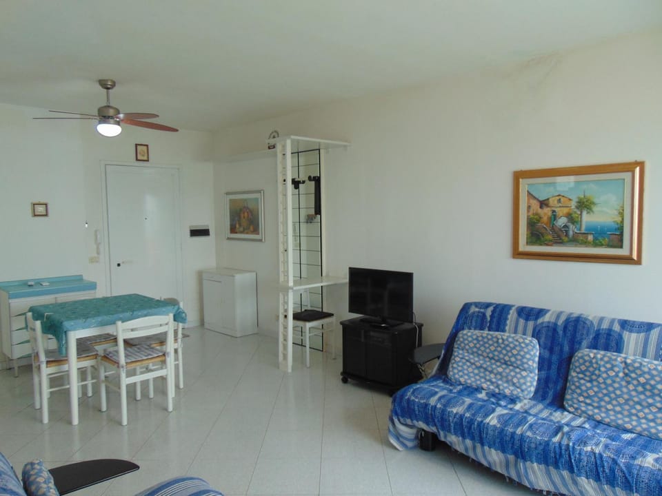 SE057 - Senigallia, meraviglioso attico fronte mare Apartment in Senigallia