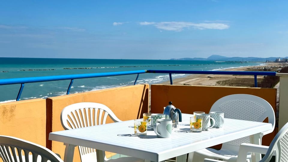 SE057 - Senigallia, meraviglioso attico fronte mare Apartment in Senigallia