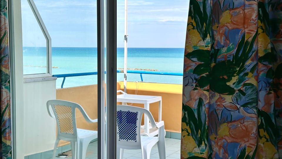 SE057 - Senigallia, meraviglioso attico fronte mare Apartment in Senigallia