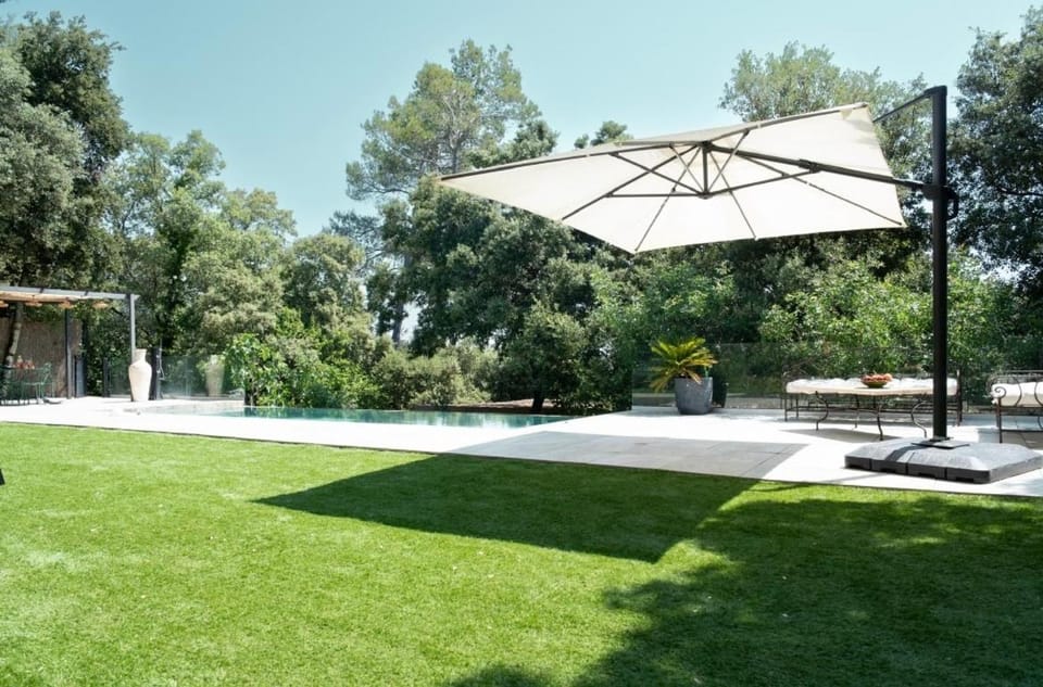 Cottage Nature Côte d 'Azur House in Besse-sur-Issole