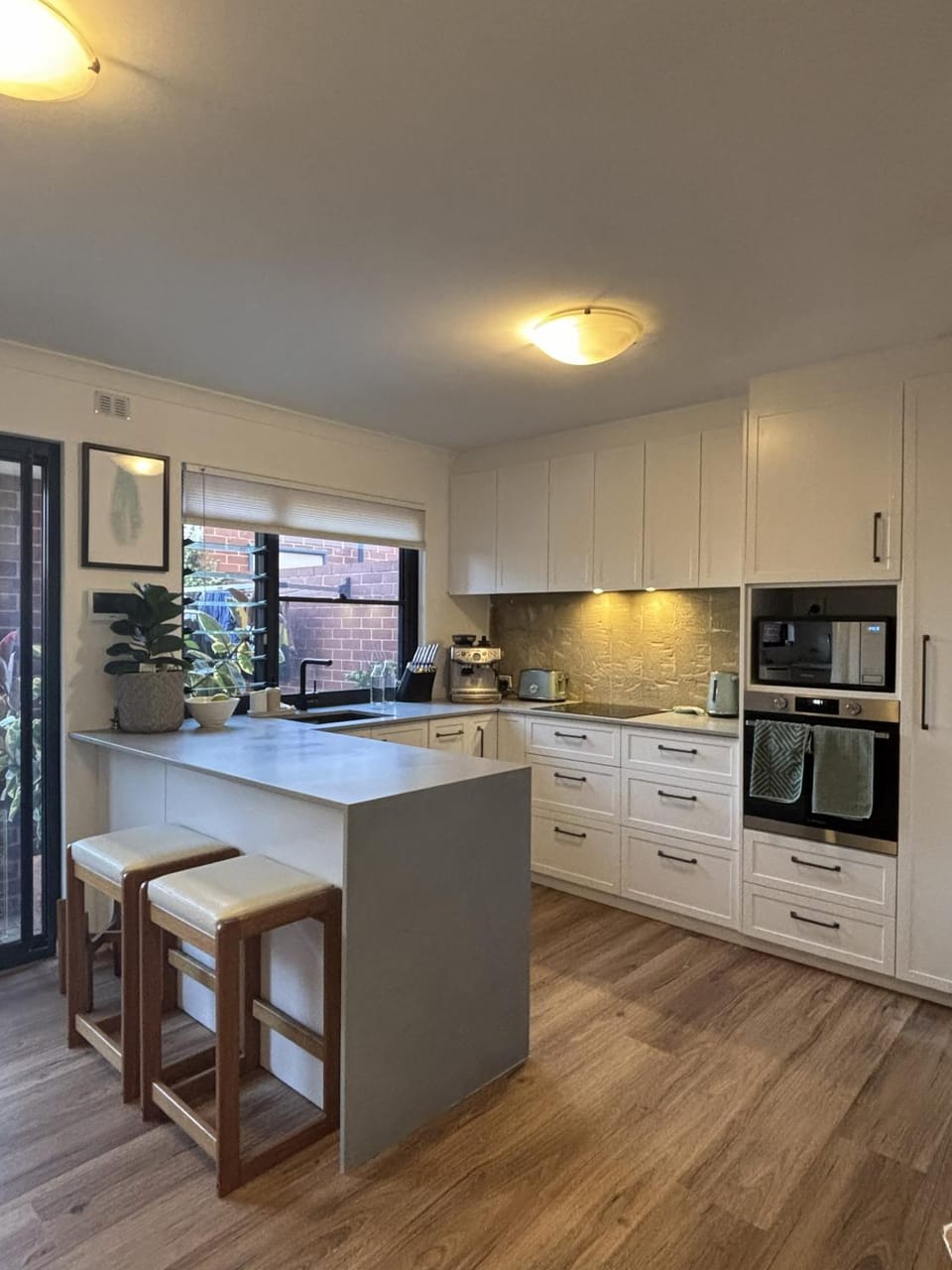 2 Bedroom Modern Townhouse House in Perth