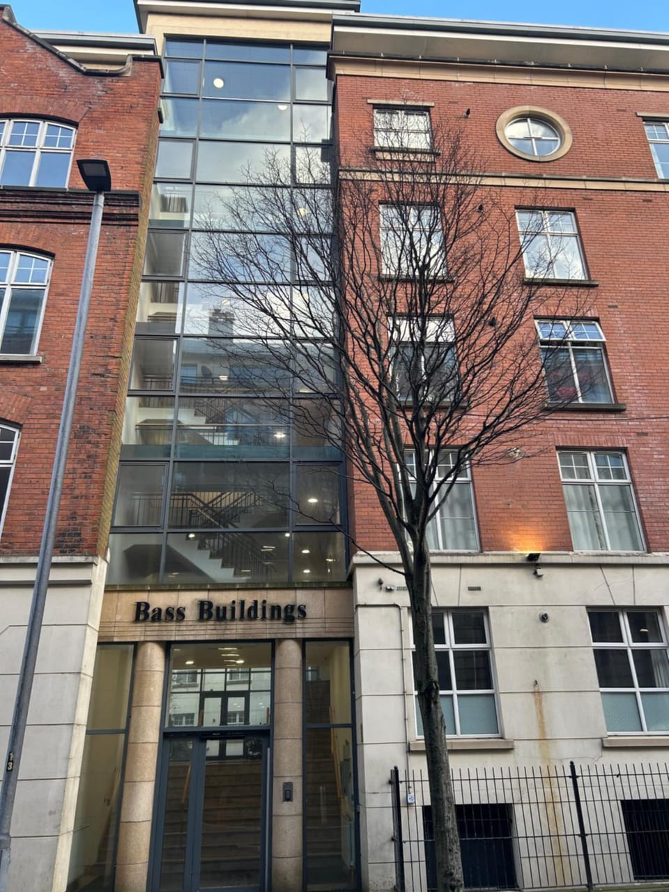 New prime 2 bed 2 bathroom spacious city center apartment with free secure parking Apartment in Belfast