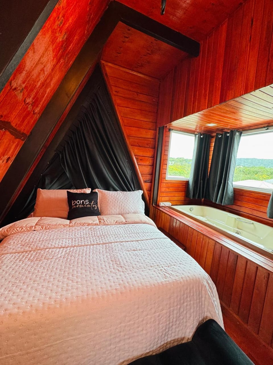 Recanto Porto Chalé e SPA Chalet in Penha