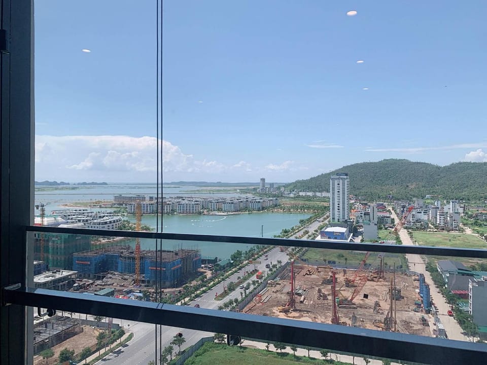 homeatay 1821 hạ long Apartment in Vietnam