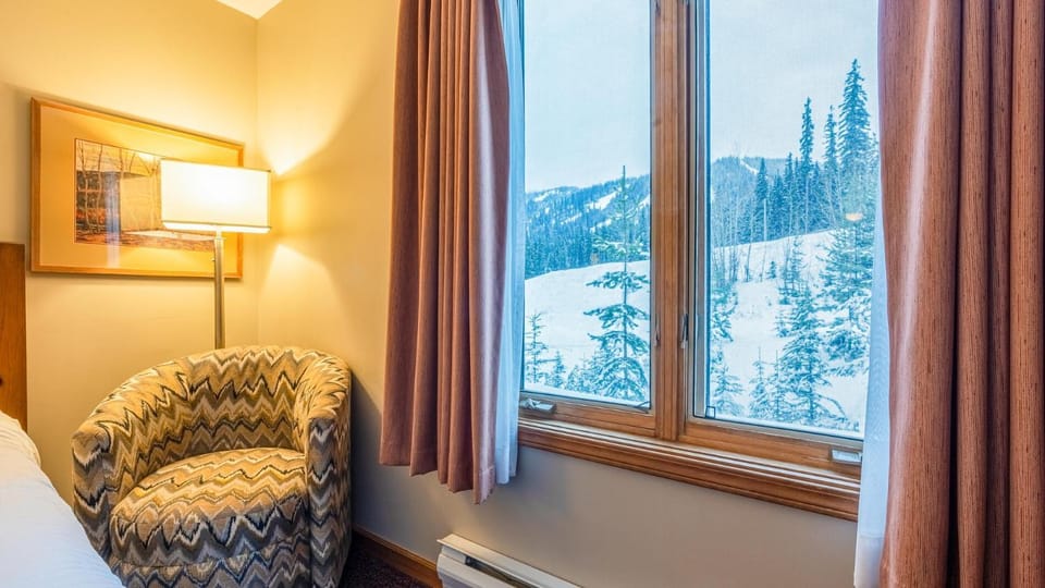 Cahilty #225 home House in British Columbia