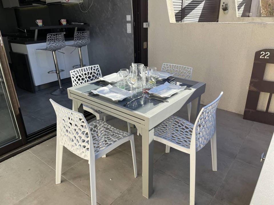 Studio cabine 2 couchages CAP D'AGDE NATURISME CN020-022 Cabin in Agde