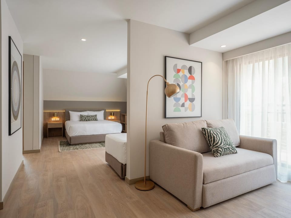 Communal lounge/ TV room, Bed, Living room, Photo of the whole room, Seating area, Bedroom