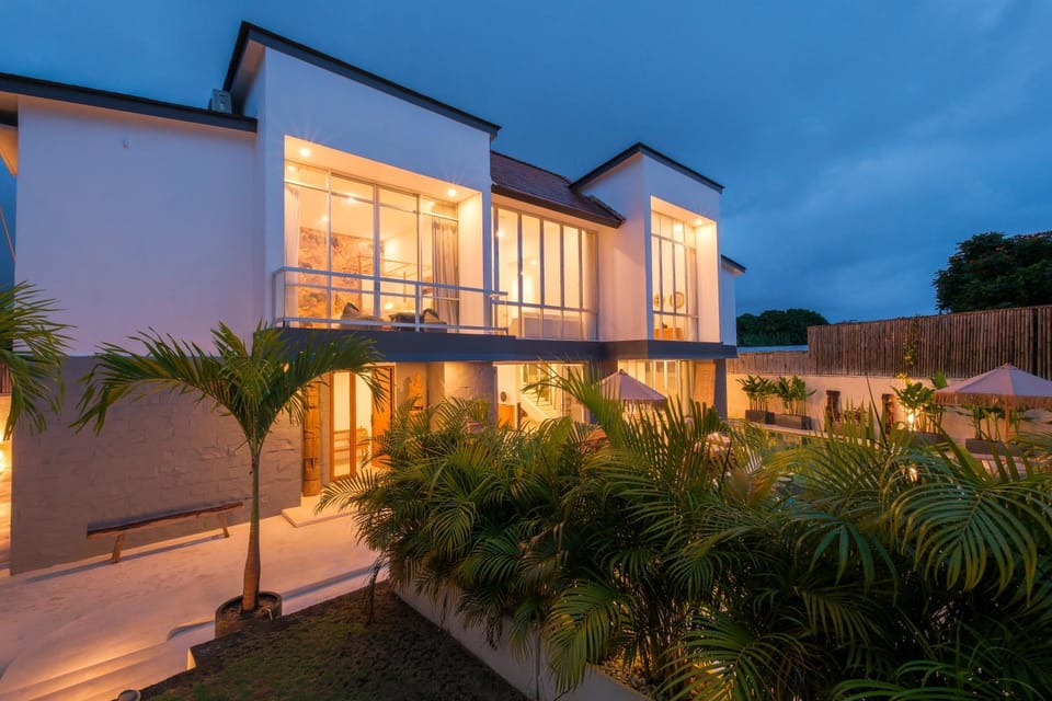 Property building, Garden view