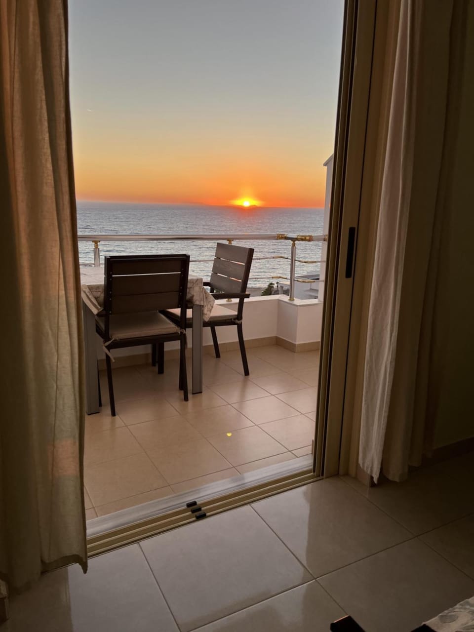 View (from property/room), Balcony/Terrace, Sea view, Sunset, hair dryier, internet, safe, kitchen, air conditioner