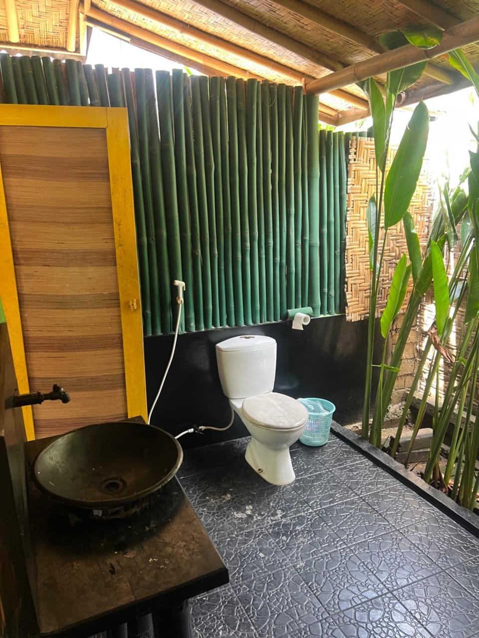Tiki town Bed and Breakfast in Pemenang