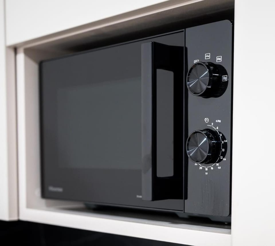 microwave, kitchen