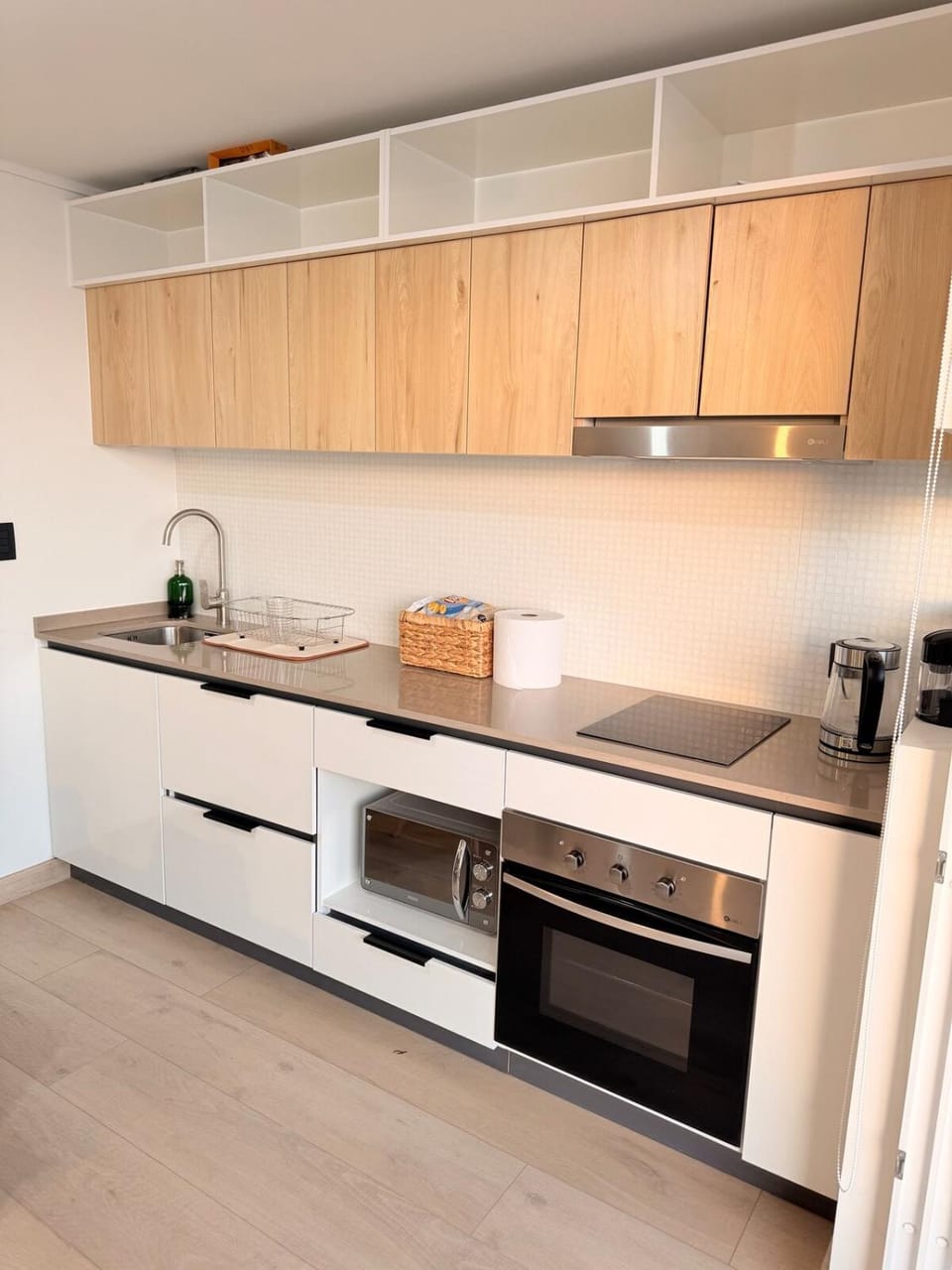 microwave, oven, kitchen
