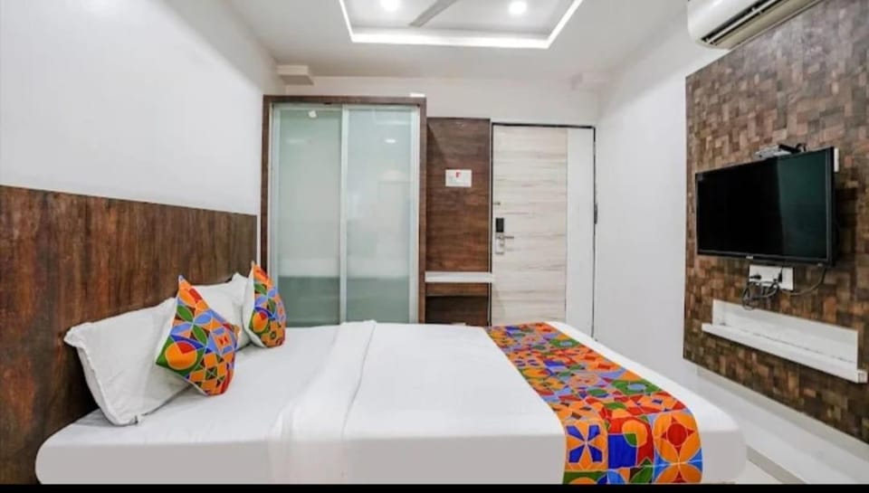 Hotel Krishna Inn Hotel in Thane