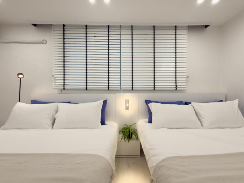 Bed, Bedroom, hair dryier, internet, air conditioner