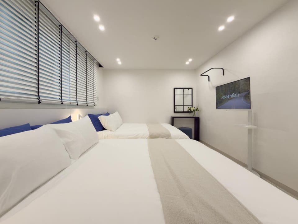Bed, Bedroom, air conditioner
