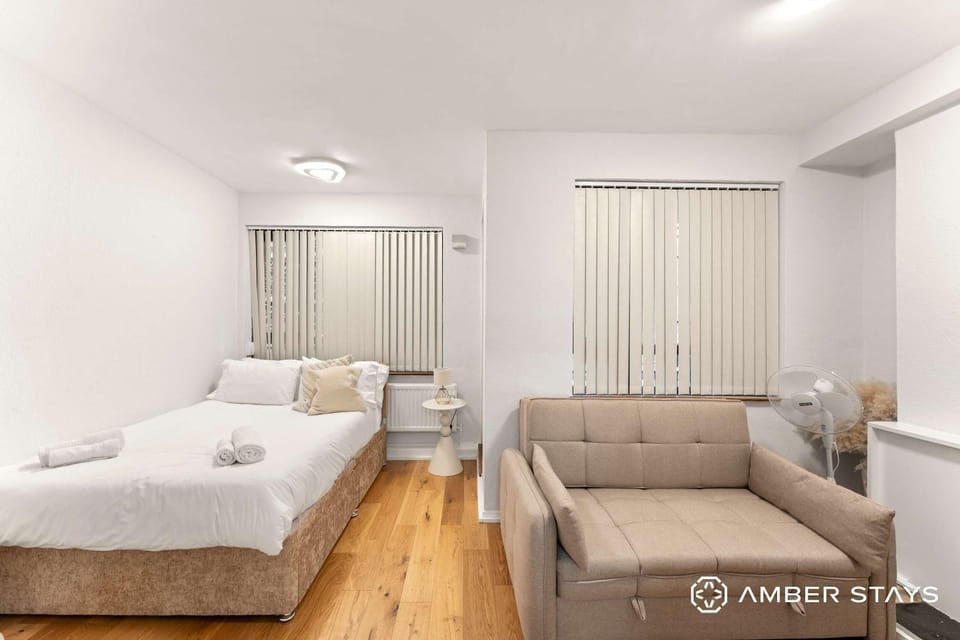 Living room, Photo of the whole room