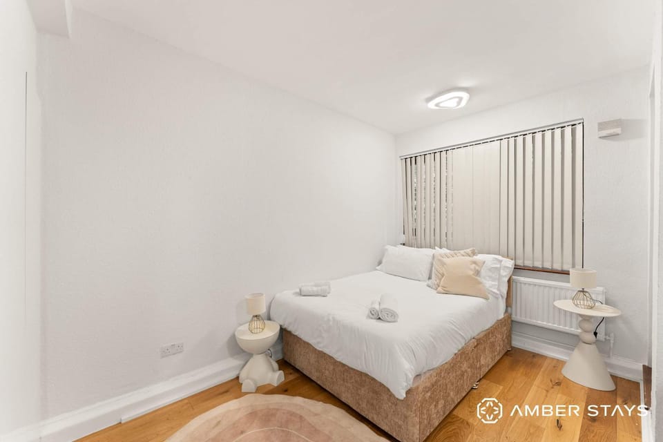 Bathroom, Bedroom
