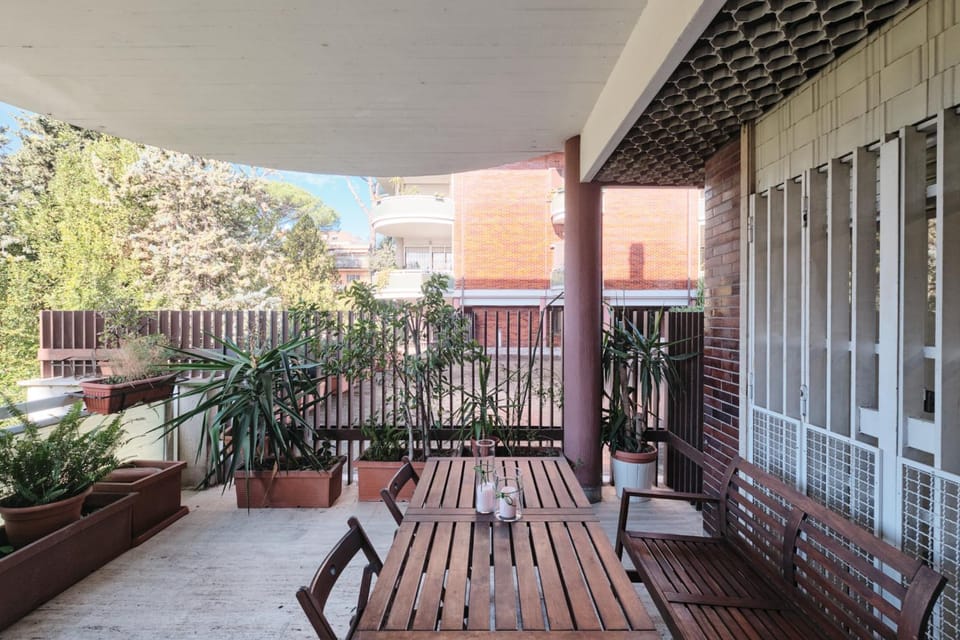 Property building, Patio, Day, View (from property/room), Balcony/Terrace, Dining area