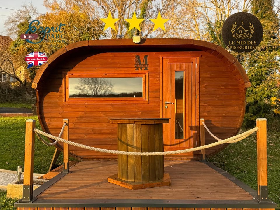 Insolite, Familial en 3 étoiles, Truffe et Spa House in Bourgogne-Franche-Comté