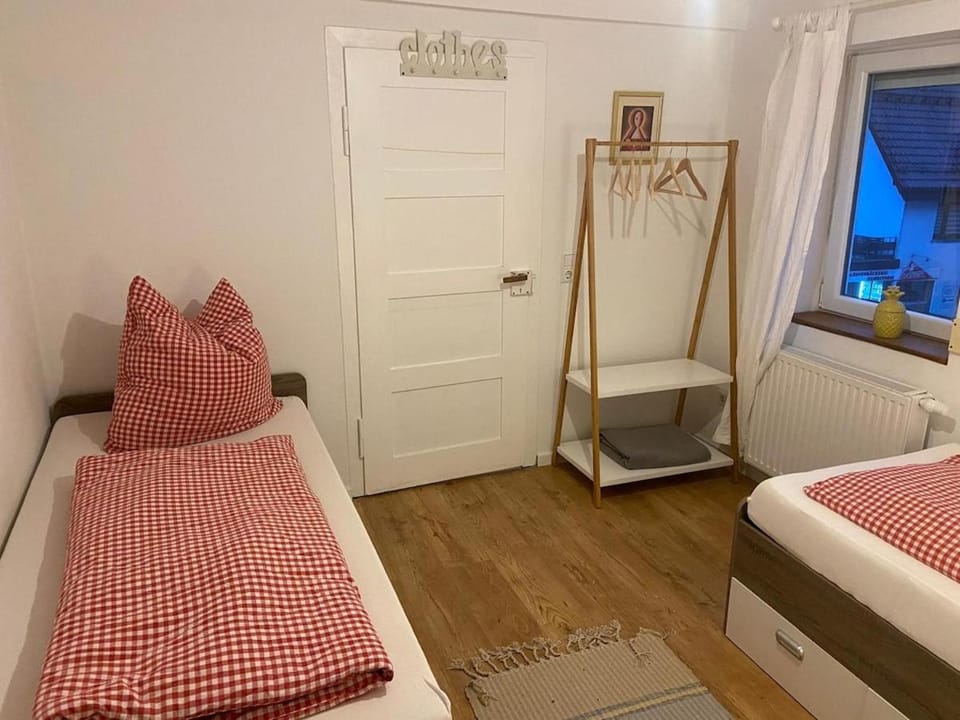 Ferienwohnung Eberhard Apartment in Ostalbkreis