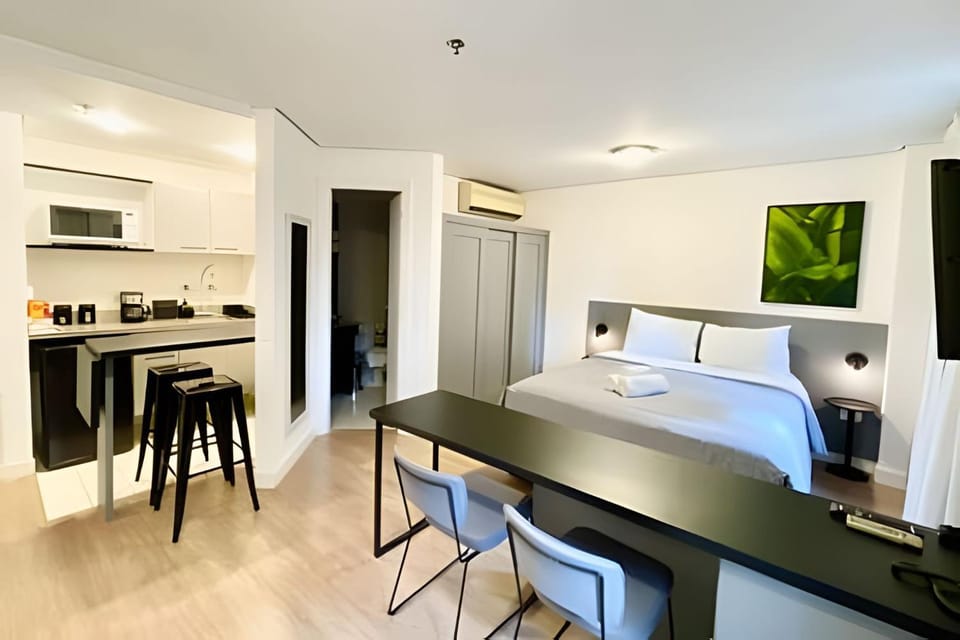Photo of the whole room, Bedroom