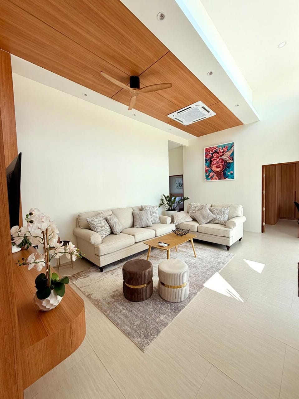 Property building, Living room