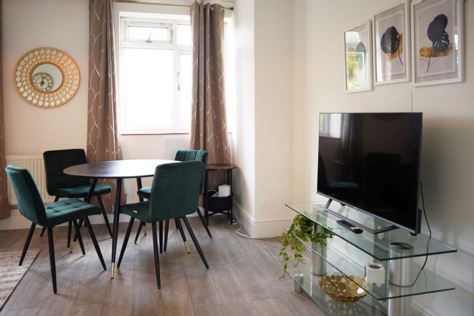 Belle's Place in Vauxhall Apartment in London